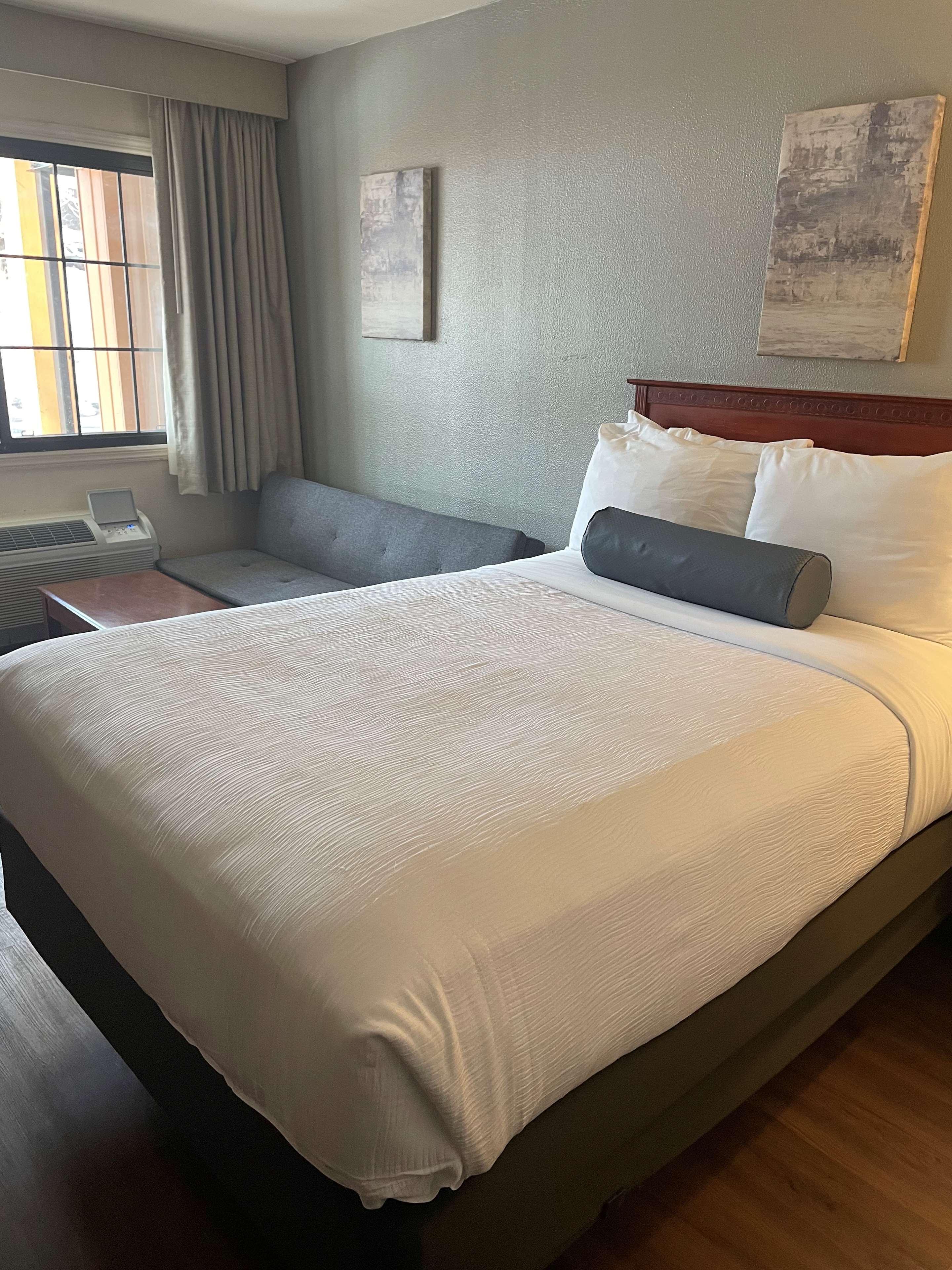Surestay Plus By Best Western Woodbury Inn Exterior foto